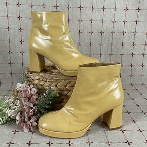 MIISTA Patent Leather Platform Ankle Boots EU 36 US 5.5 Yellow Patent Booties